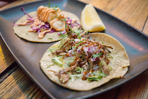 Los Hermanos Mexican&nbsp;Taqueria